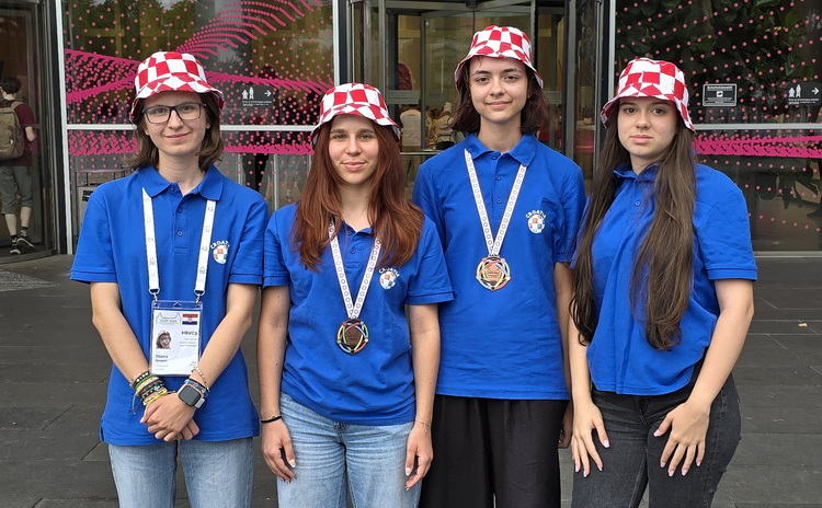 Ozana Margotić, Lana Škarica, Mare Zrno Agoli i Iva Laštro